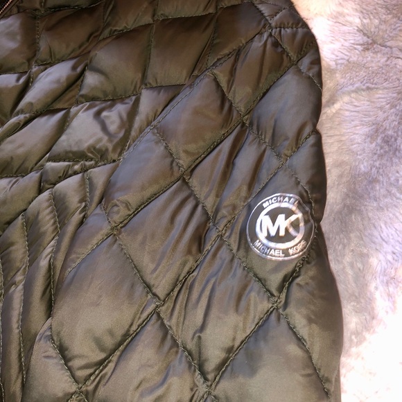 Michael Kors down filled coat - Picture 3 of 6